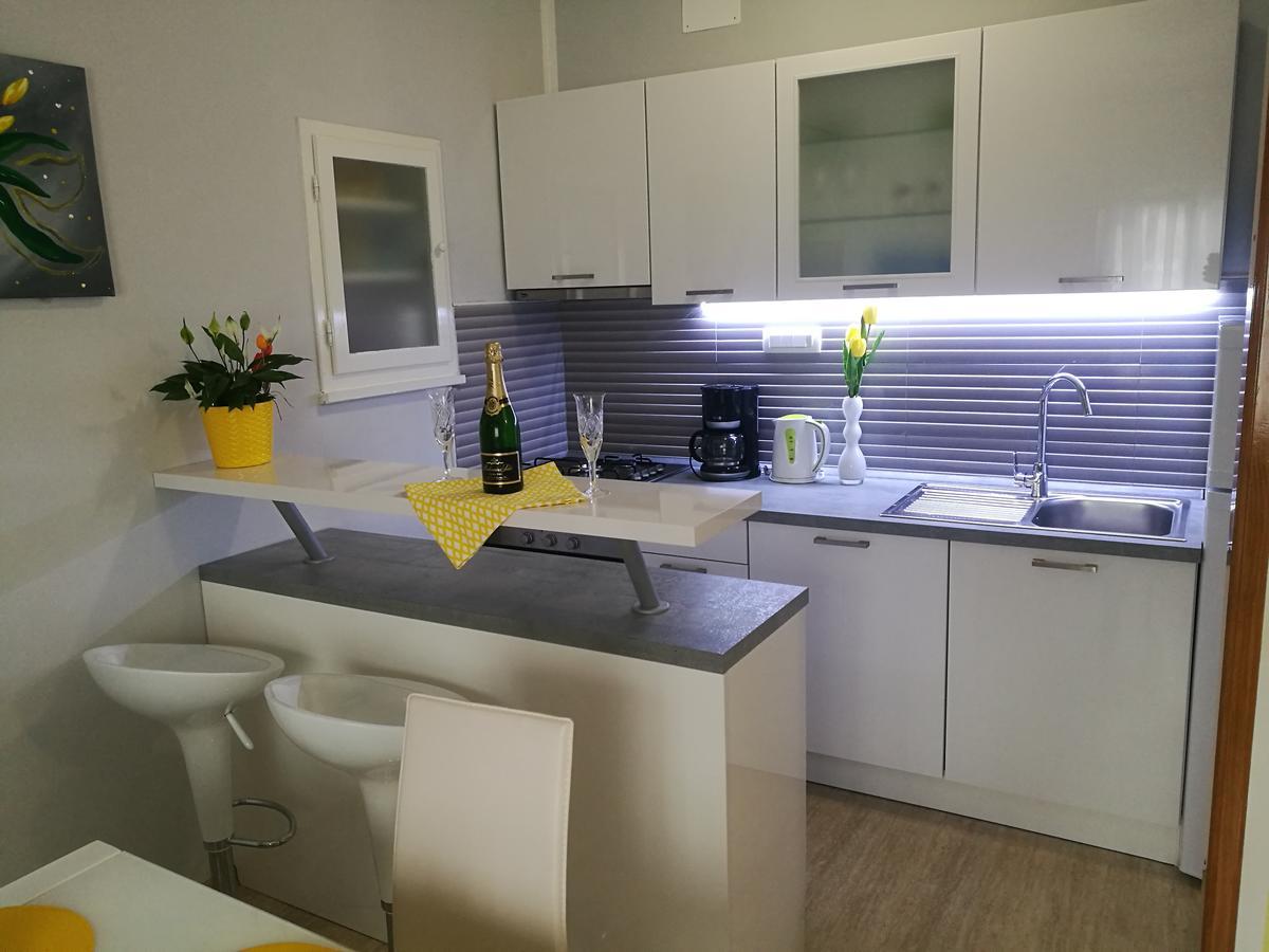 Apartment Cozy Σίμπενικ Εξωτερικό φωτογραφία
